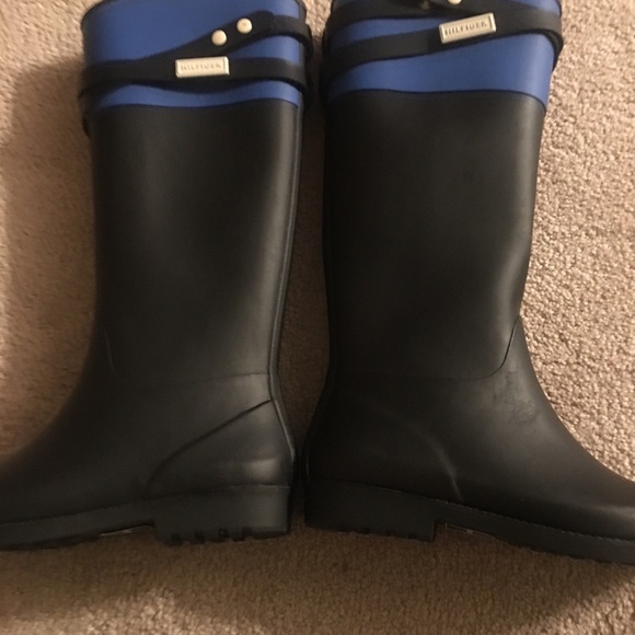 Tommy Hilfiger Rain Boots 6 - Picture 4 of 6